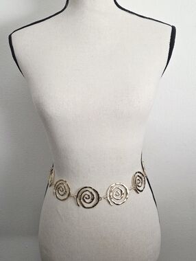 Gold Spiral Chain Belt